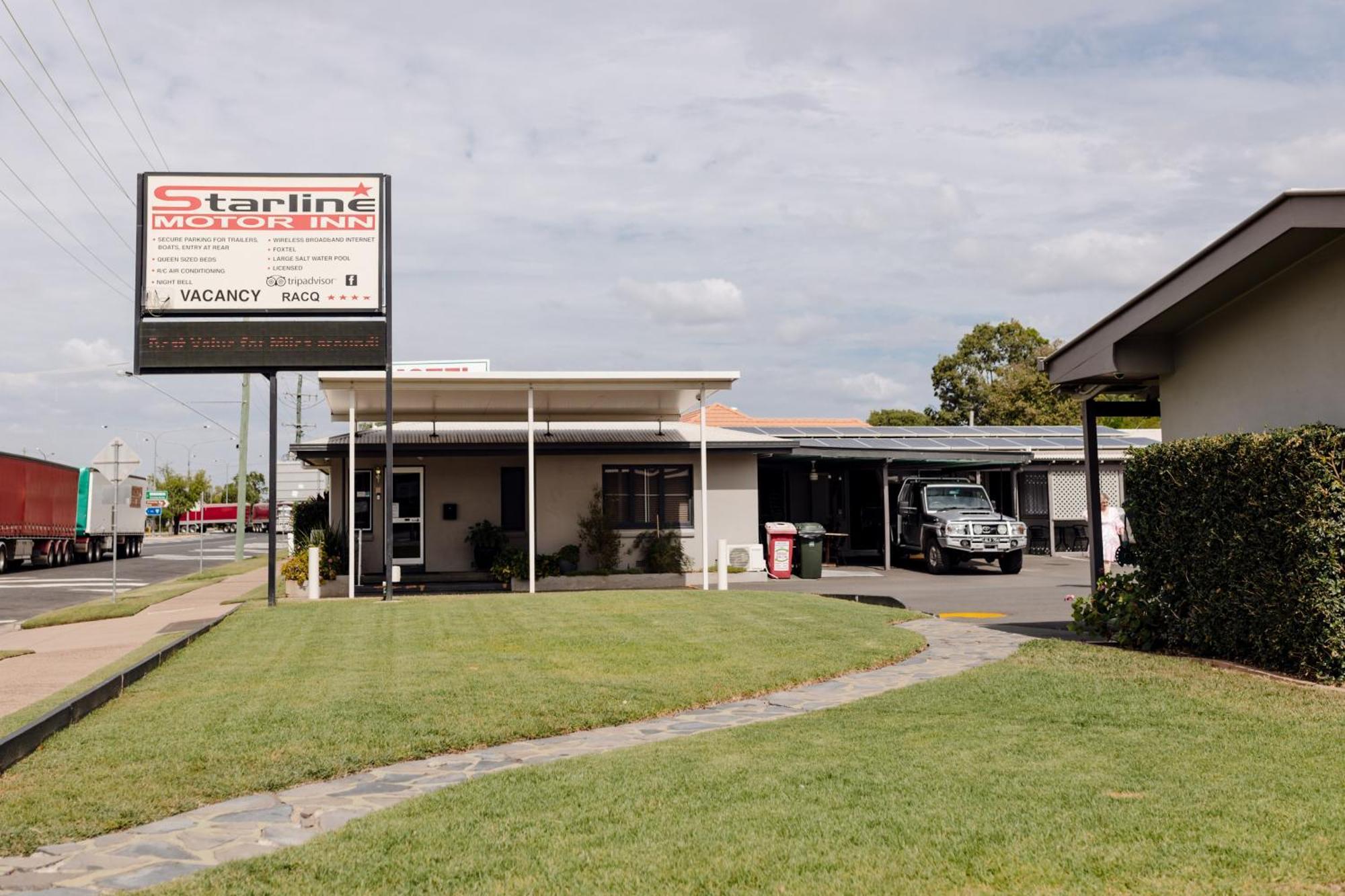 Starline Motor Inn Miles 외부 사진